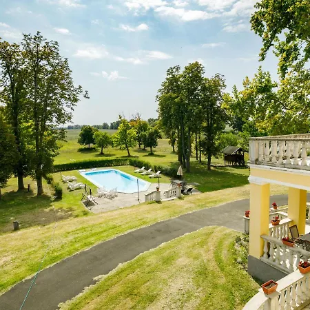 Villa Zichy By Interhome Fonyód